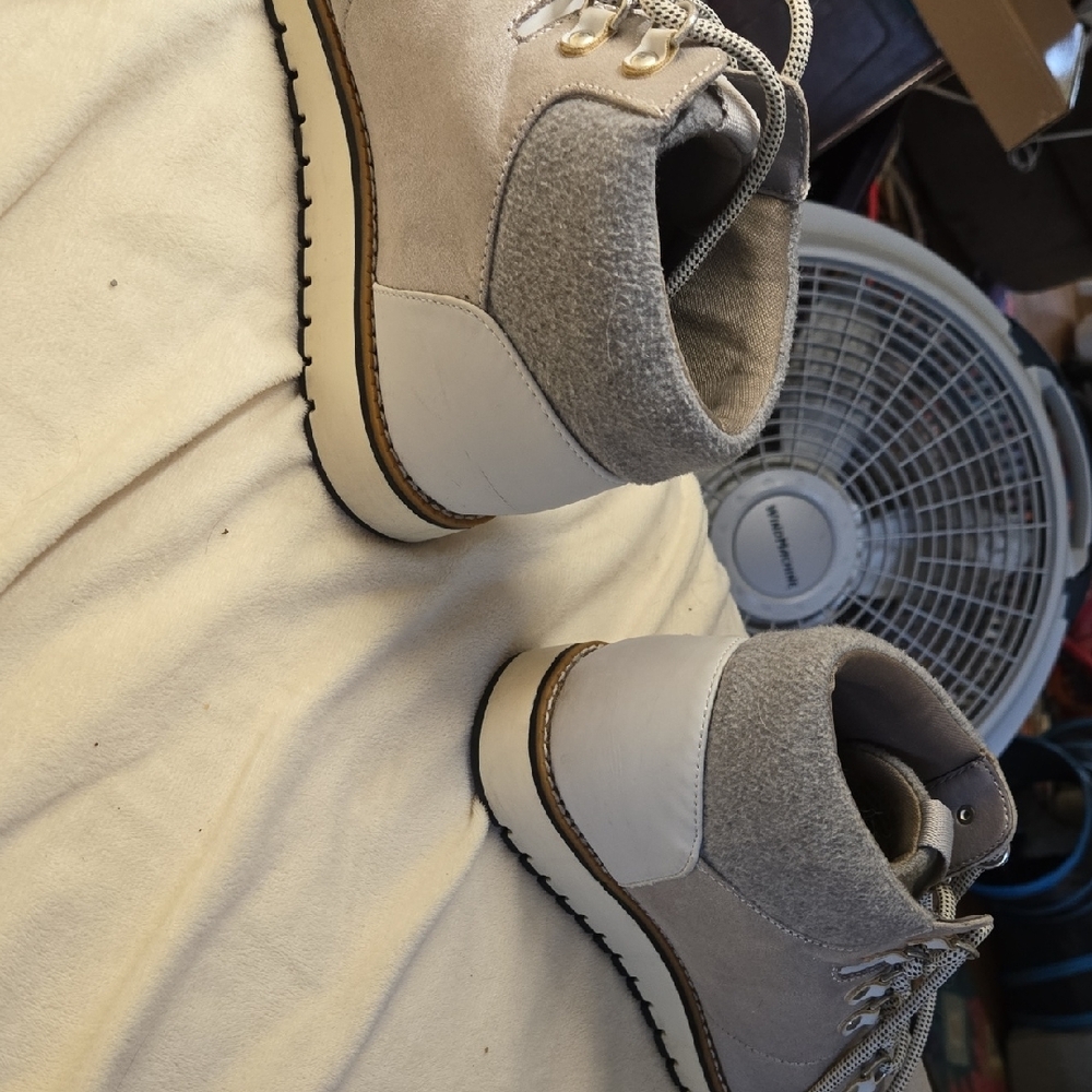 Sonoma Gray Lace-Up Boots - Picture 3 of 5